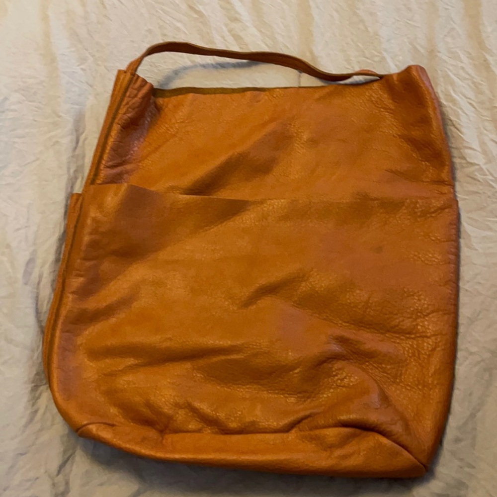 Leather hobo
